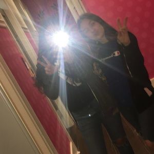 Meet your Posher, Dalila